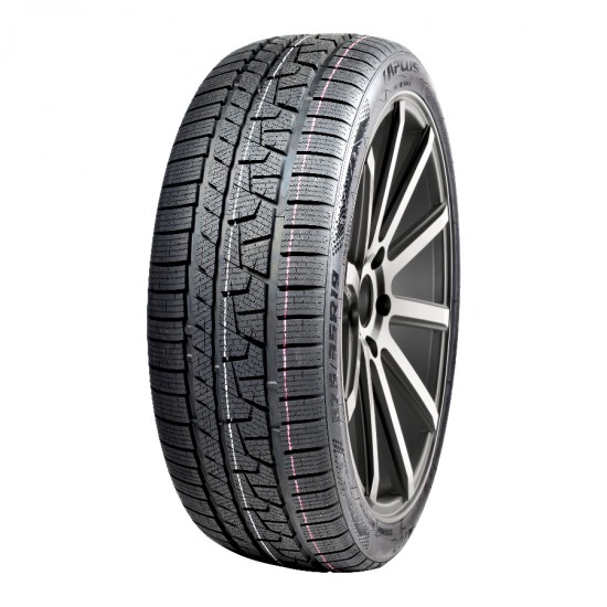 205/55R17 APLUS A702 95V XL